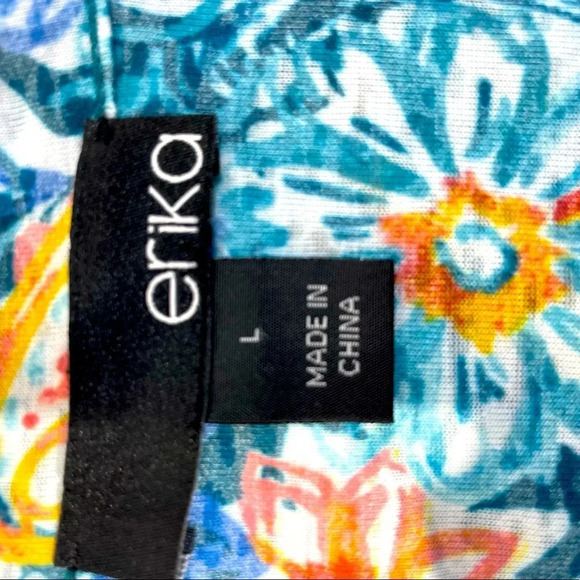 Erika multi color Blouse size large - Picture 4 of 5